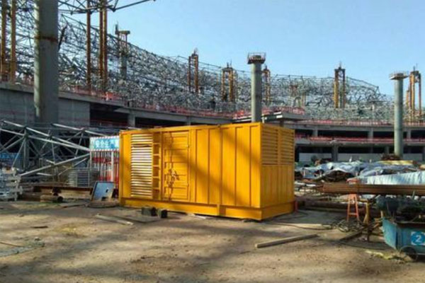 北川发电机出租如何判断空气滤清器是否需要更换？