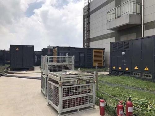 北川除了定期检查，还有哪些方法可以及时发现接触式转速表探头的磨损？